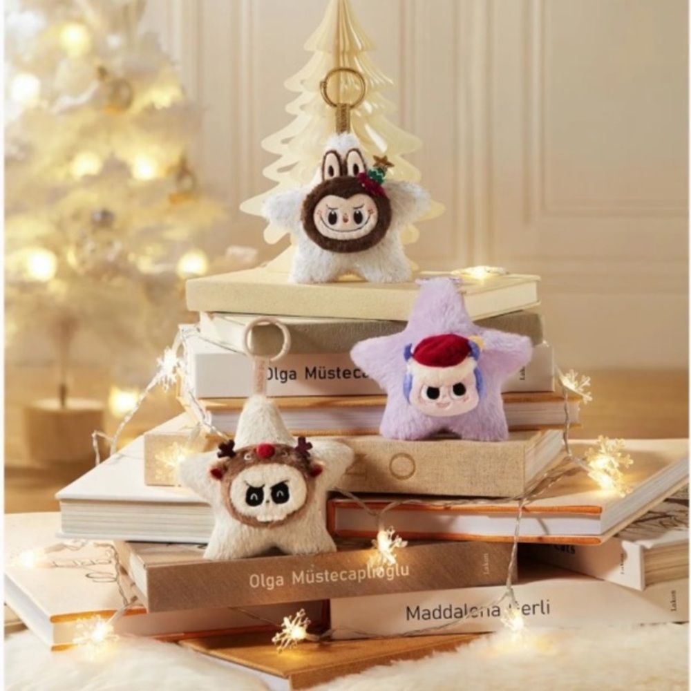 AUTHENTIC POP MART THE MONSTERS Classic Series-Sparkly Plush Pendant Blind Box